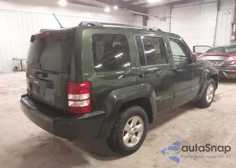 2010 Jeep Liberty Sport from USA, damaged, VIN 1J4PN2GK1AW168726